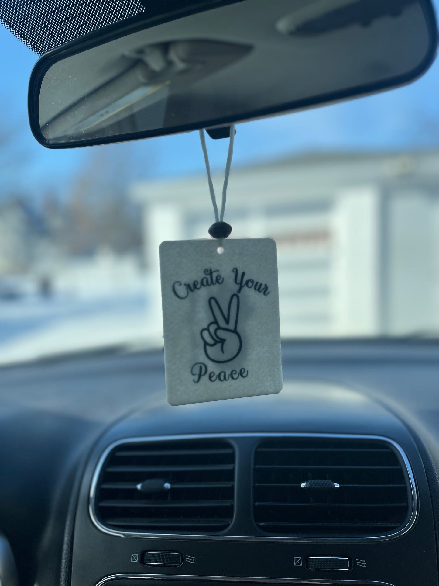 LG Hanging Car Freshener-Clean