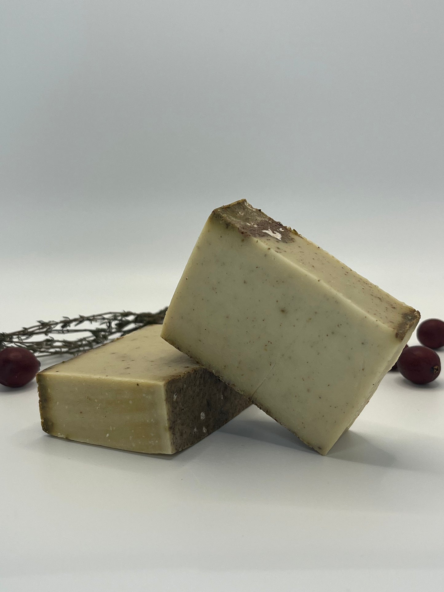 Goats Milk Soap: Cranberry & Rosemary